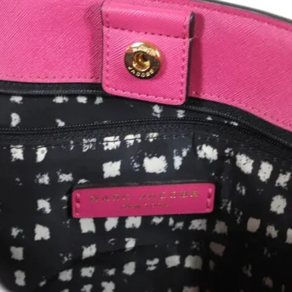 Marc Jacobs Pink Saffiano Tote - Picture 10 of 10